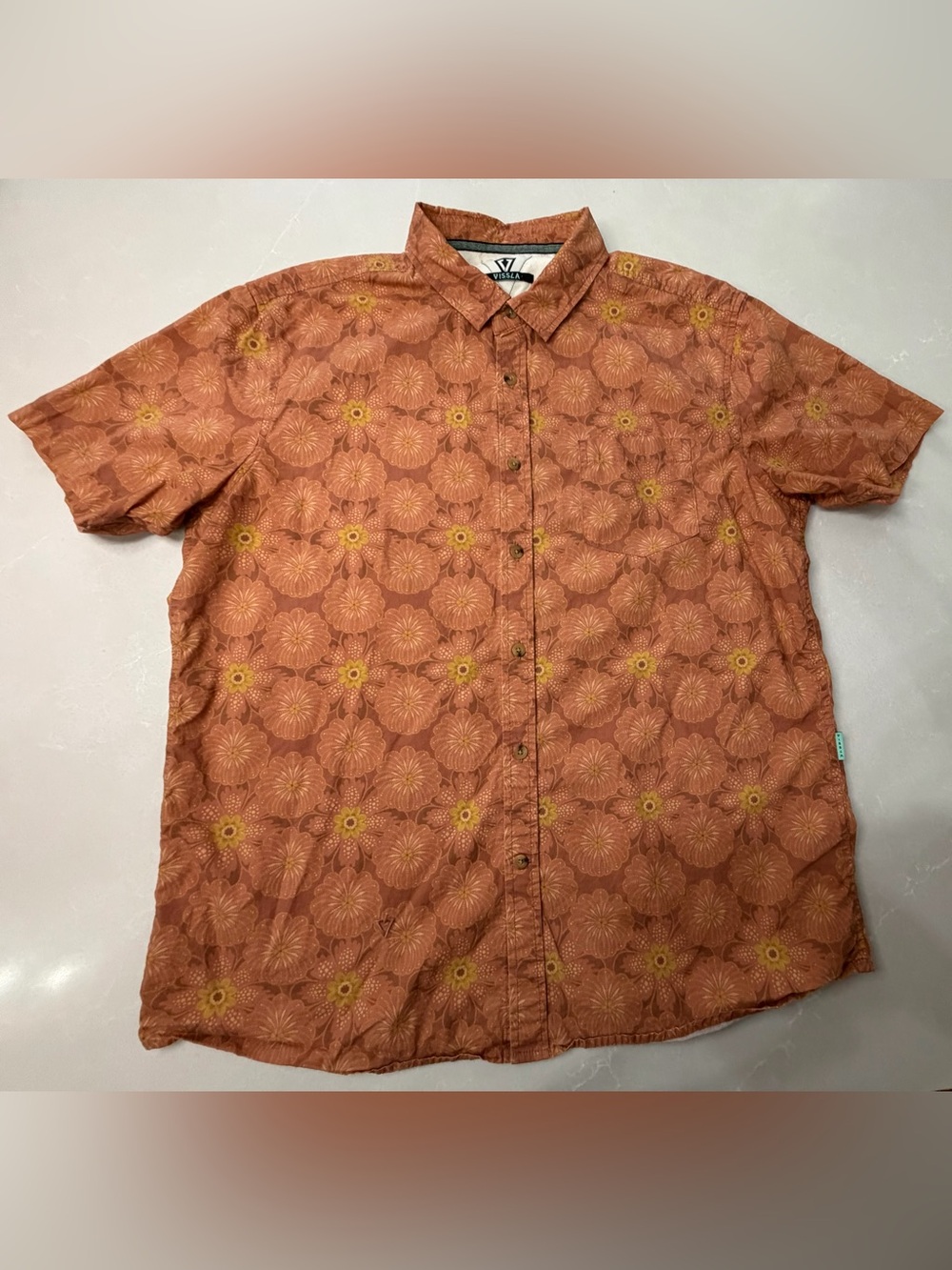 VISSLA Men's Rust Orange Tropical Floral Short-Sleeve Button-Down Shirt, L
